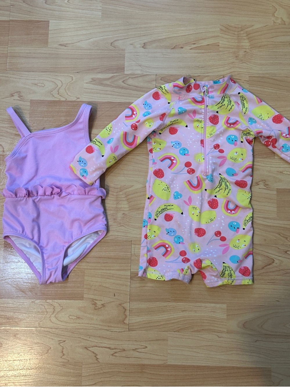Cat & Jack Girls Pink One-Piece Swimsuit & Pink Fruit Rainbow Rash Guard Set